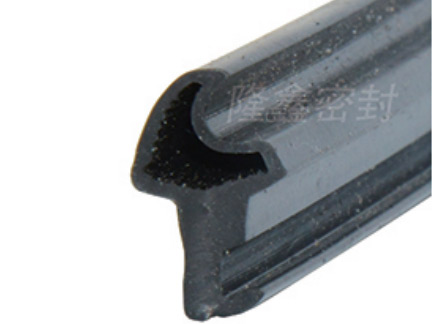 Sealing strip for building doors and windows